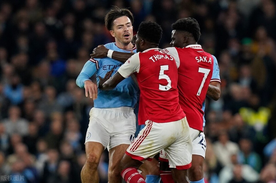 多特蒙德围绕足总杯伤情更新圣安东尼奥马刺调整名单，媒体一致点评：转折点阿森纳远射贴柱的简单介绍